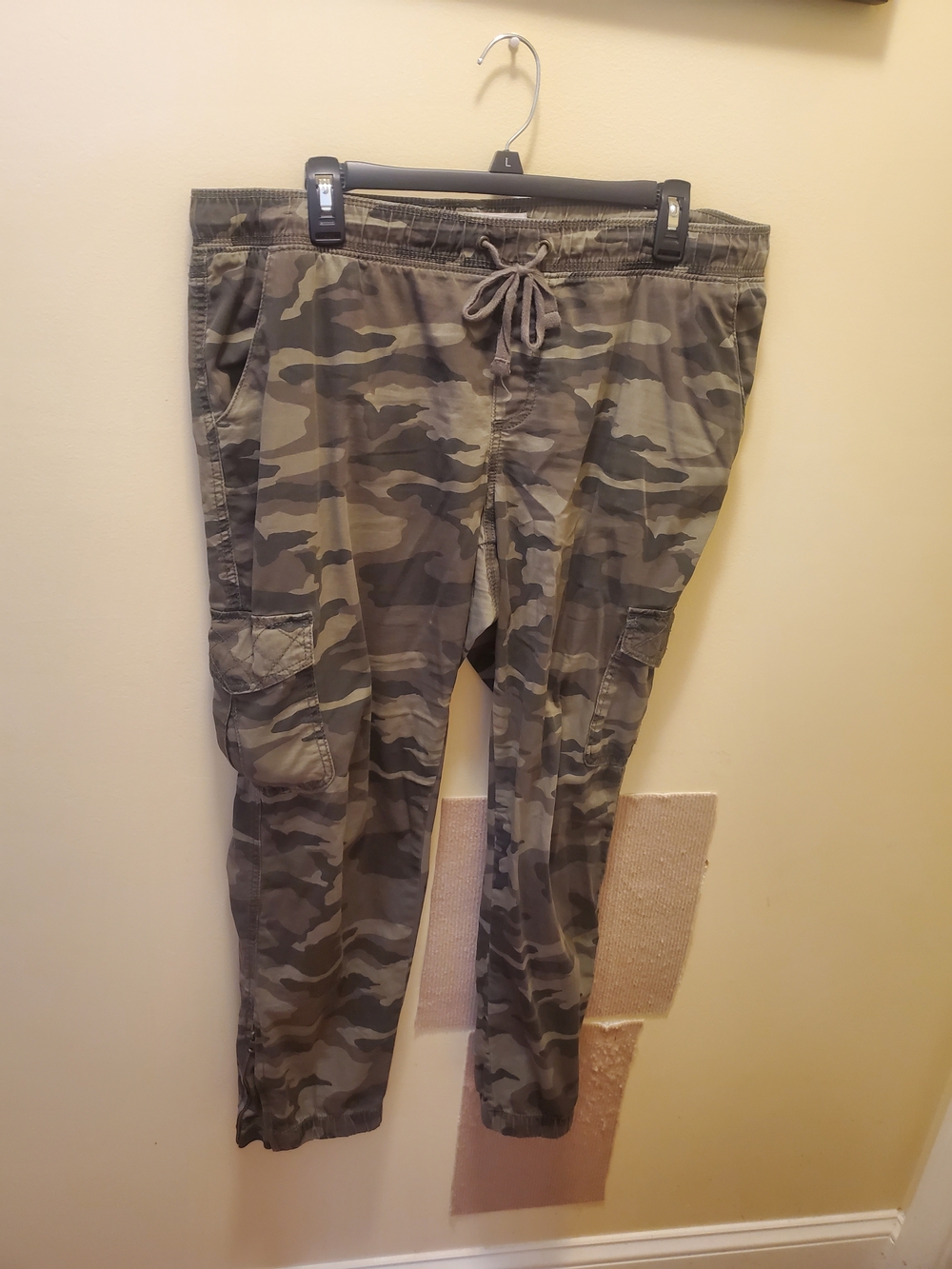 Sonoma Olive Green Camo Waistband Joggers